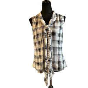 Tahari women's white with black plaid sleeveless top size M. EUC